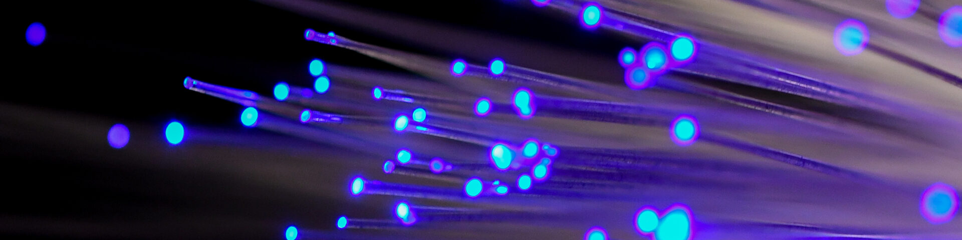 Fibre optique et borne WiFi